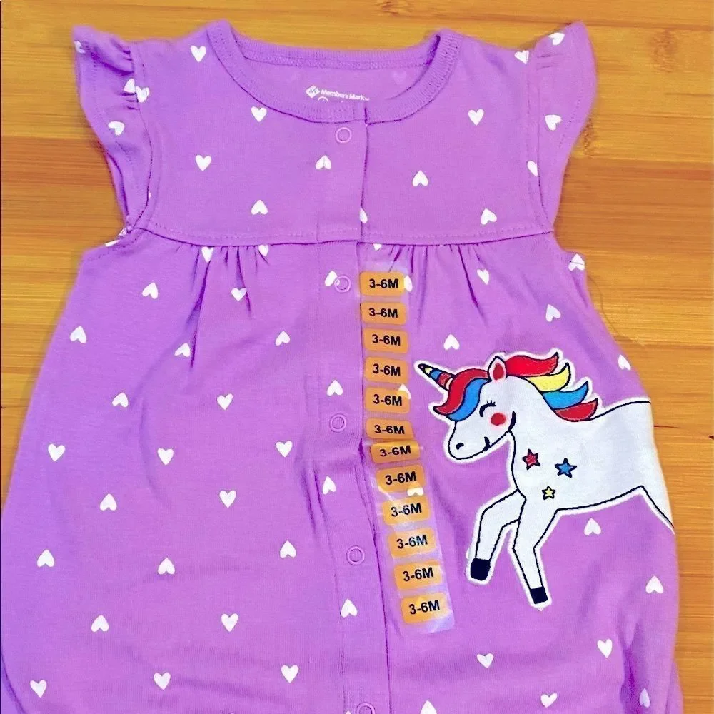 3/$15 Carter’s baby girl 6-9 month unicorn onesie